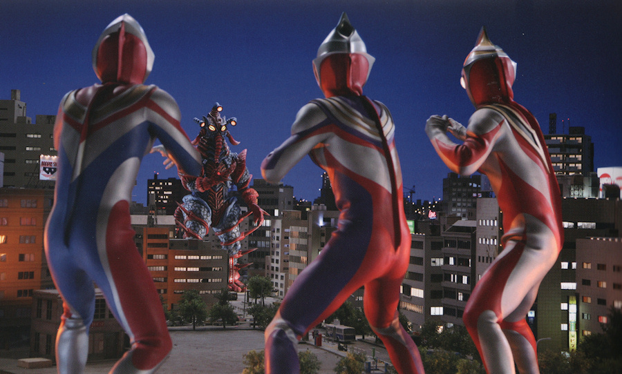 Great Decisive Battle! The Super 8 Ultra Brothers